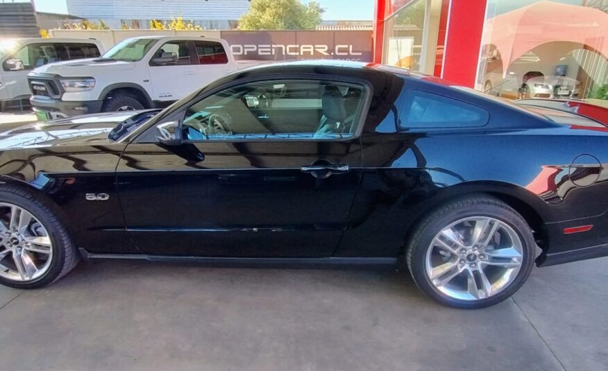 Ford – MUSTANG 5.0 – 2011