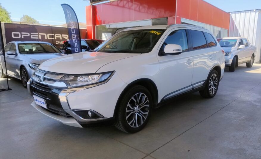 Mitsubishi – OUTLANDER GLX 4X4 AUT – 2016