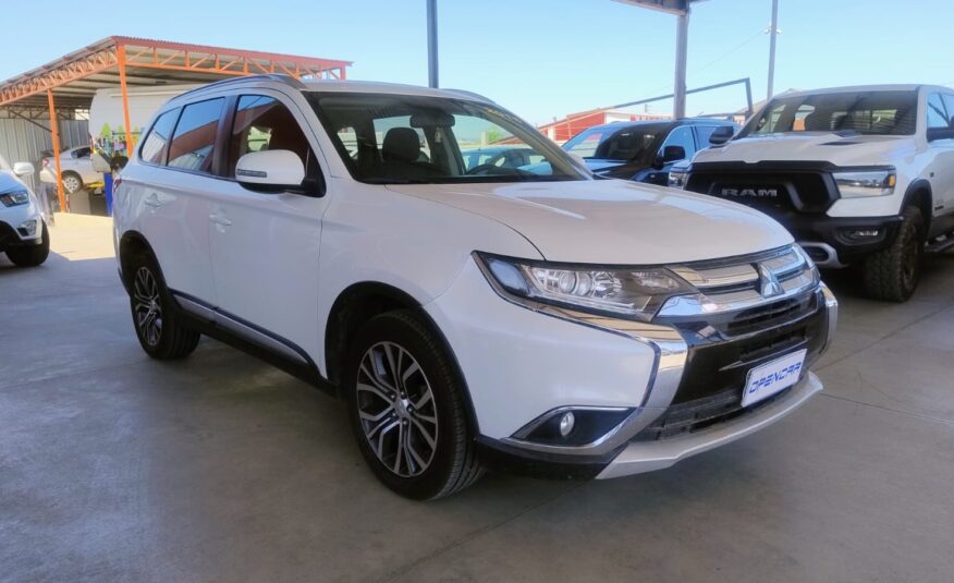 Mitsubishi – OUTLANDER GLX 4X4 AUT – 2016