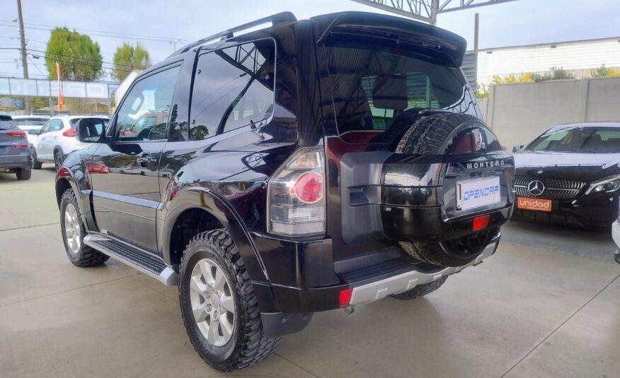 Mitsubishi – MONTERO 3.2 4×4 DIESEL – 2013