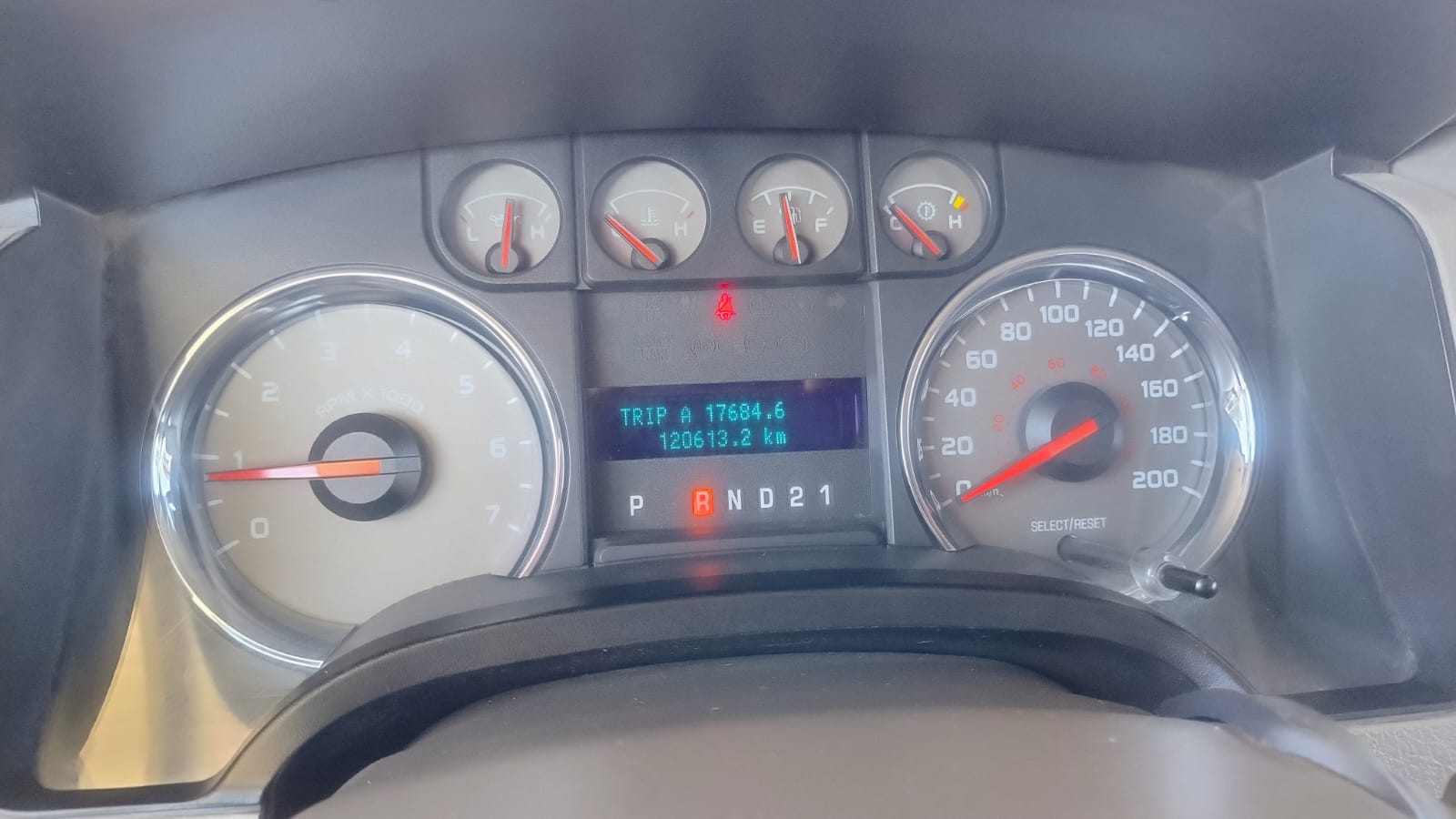 Ford – F150RC XLT 4.6 – 2010