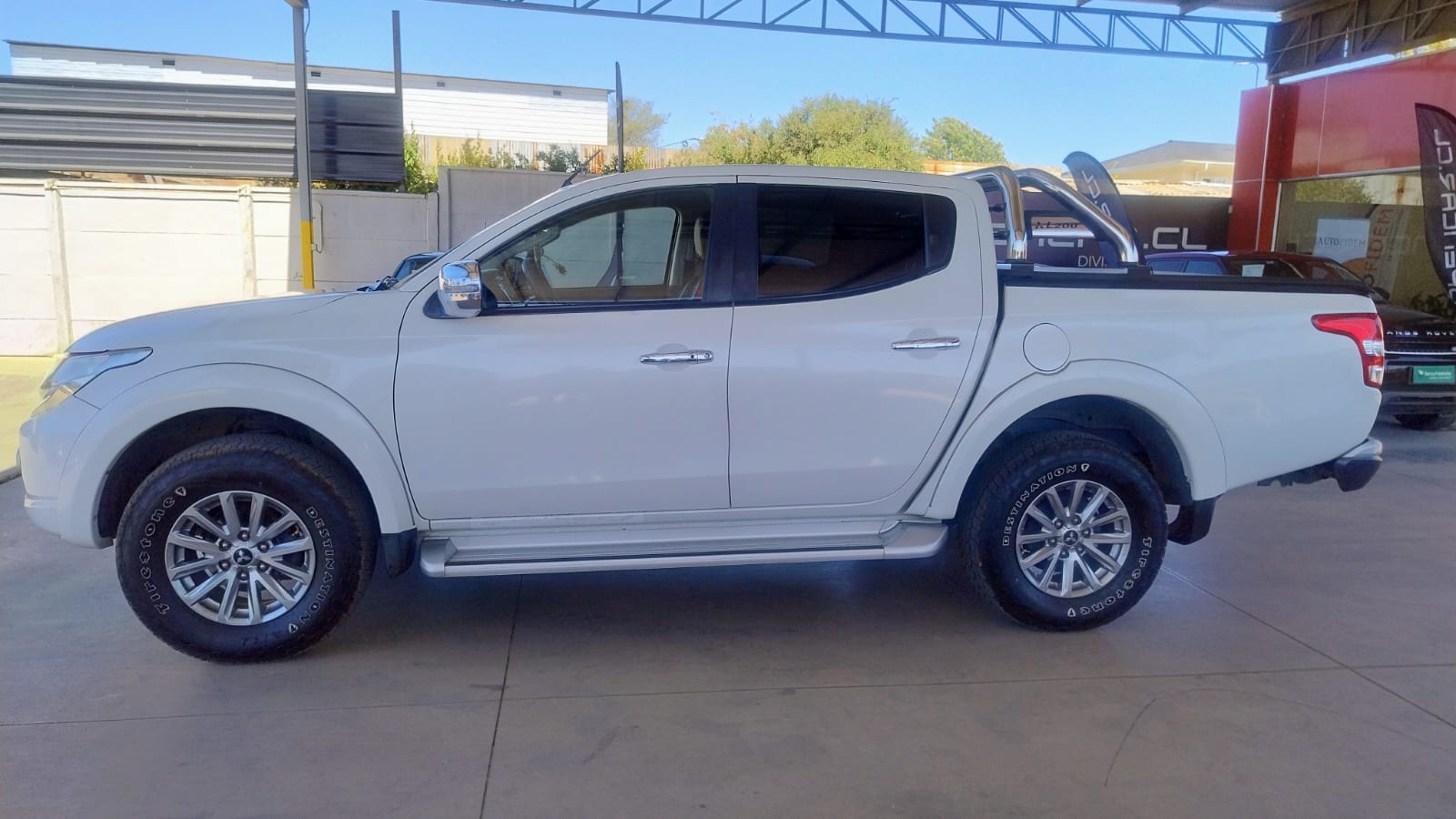 Mitsubishi – L200 DAKAR CRS 4X4 2.4 AUT – 2018