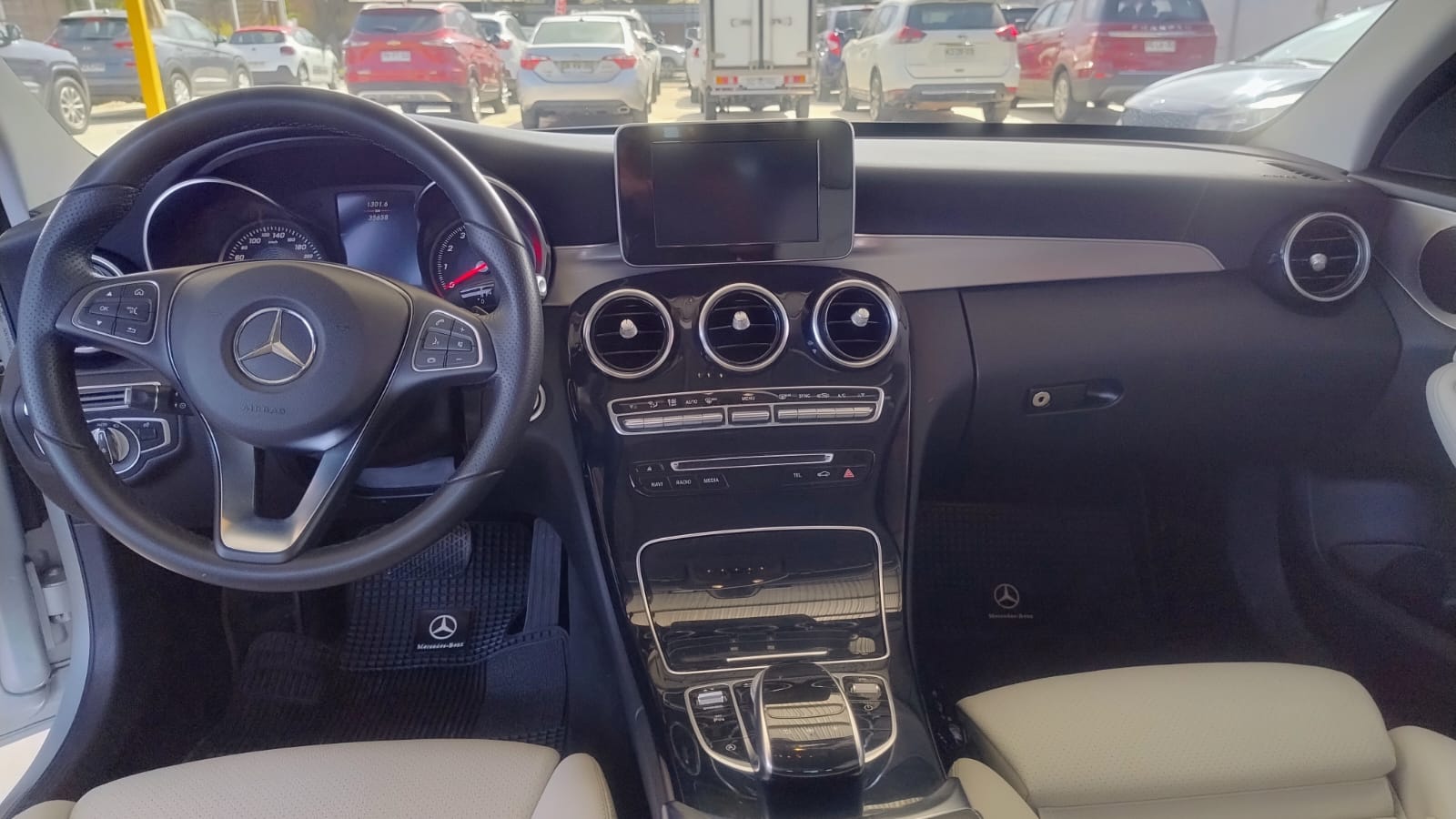 Mercedes-Benz – C200 – 2018