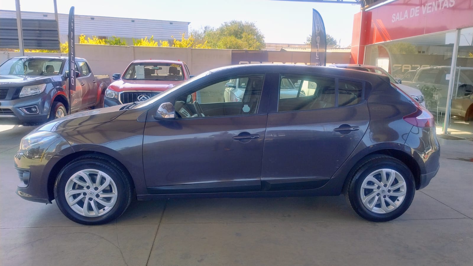 Renault – MEGANE 3 HB DYNAMIQUE 1.6 – 2015