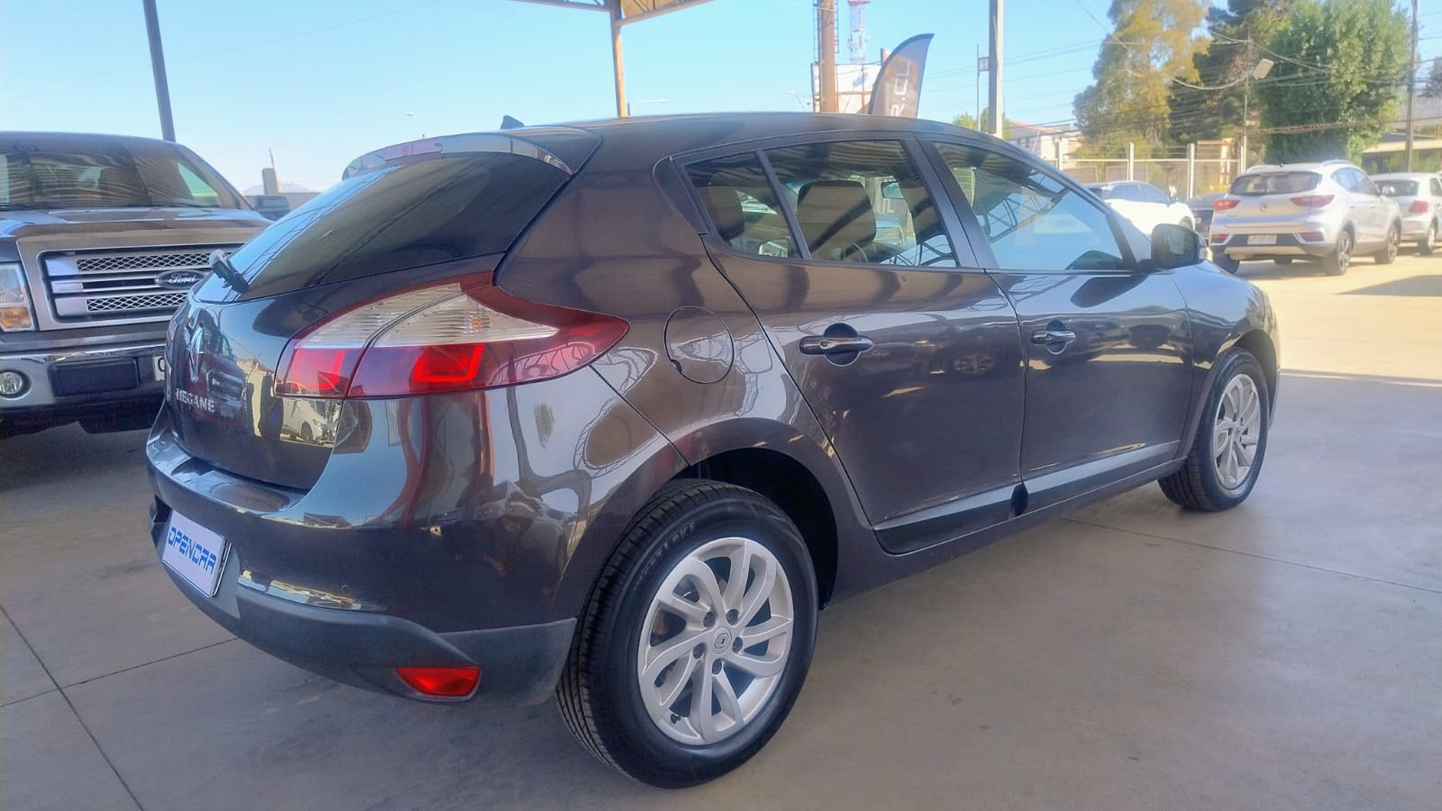 Renault – MEGANE 3 HB DYNAMIQUE 1.6 – 2015