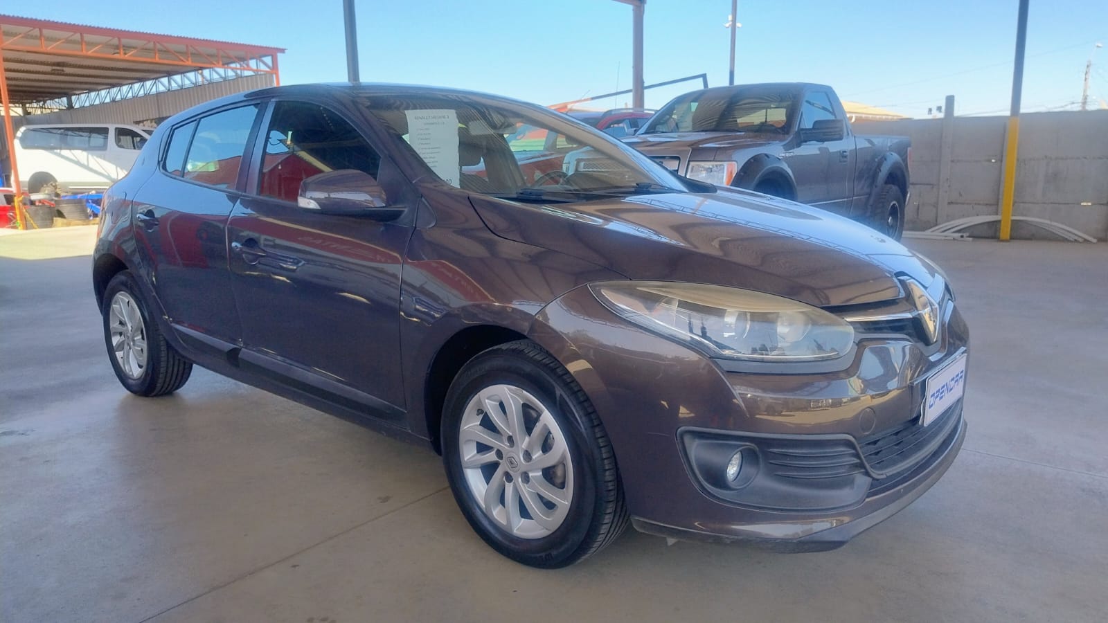 Renault – MEGANE 3 HB DYNAMIQUE 1.6 – 2015