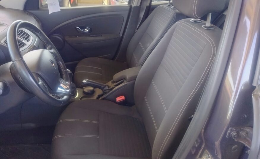Renault – MEGANE 3 HB DYNAMIQUE 1.6 – 2015