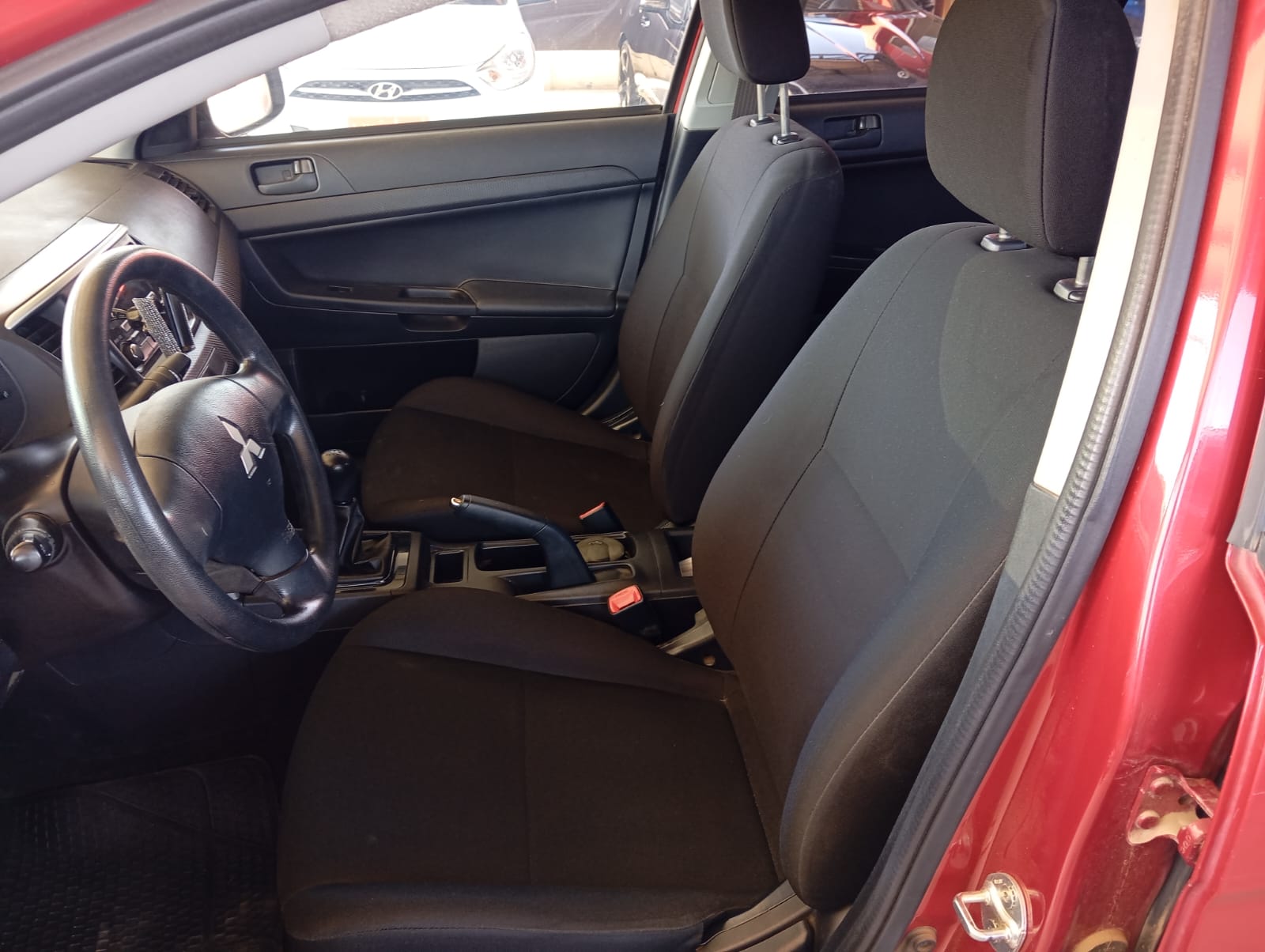 Mitsubishi – LANCER – 2017