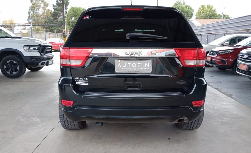 Jeep – NEW GRAND CHEROKEE LAREDO 3.6 AUT. – 2013