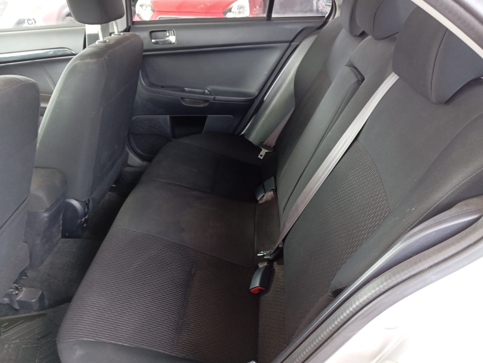 Mitsubishi – LANCER 1.8 AT – 2017