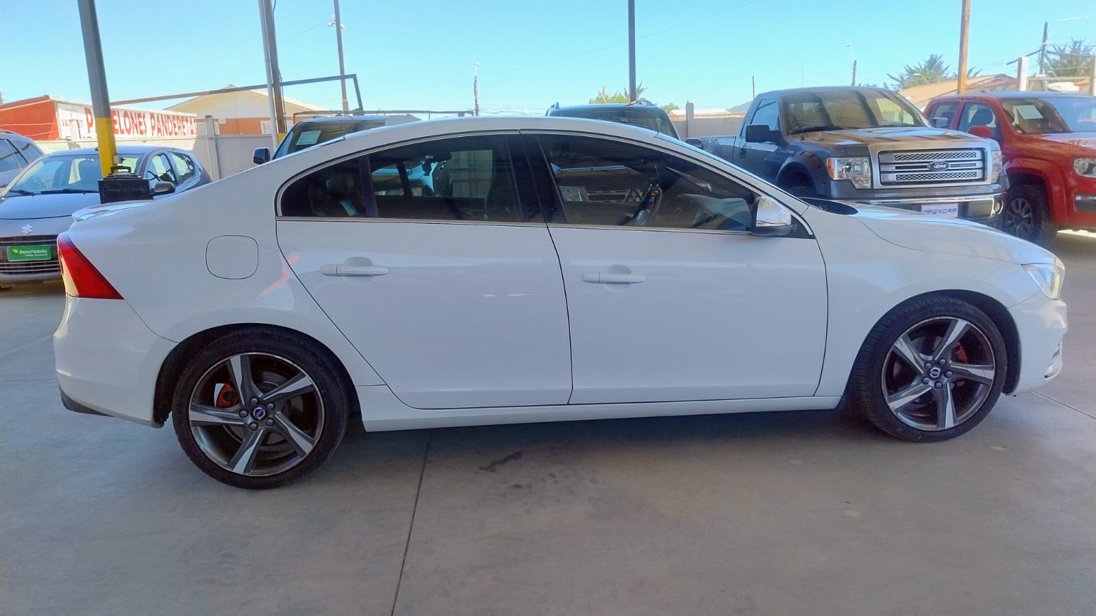 Volvo – S60 T4 2.0 – 2016