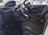 Peugeot – 208 ACTIVE HDI 1.4 – 2015